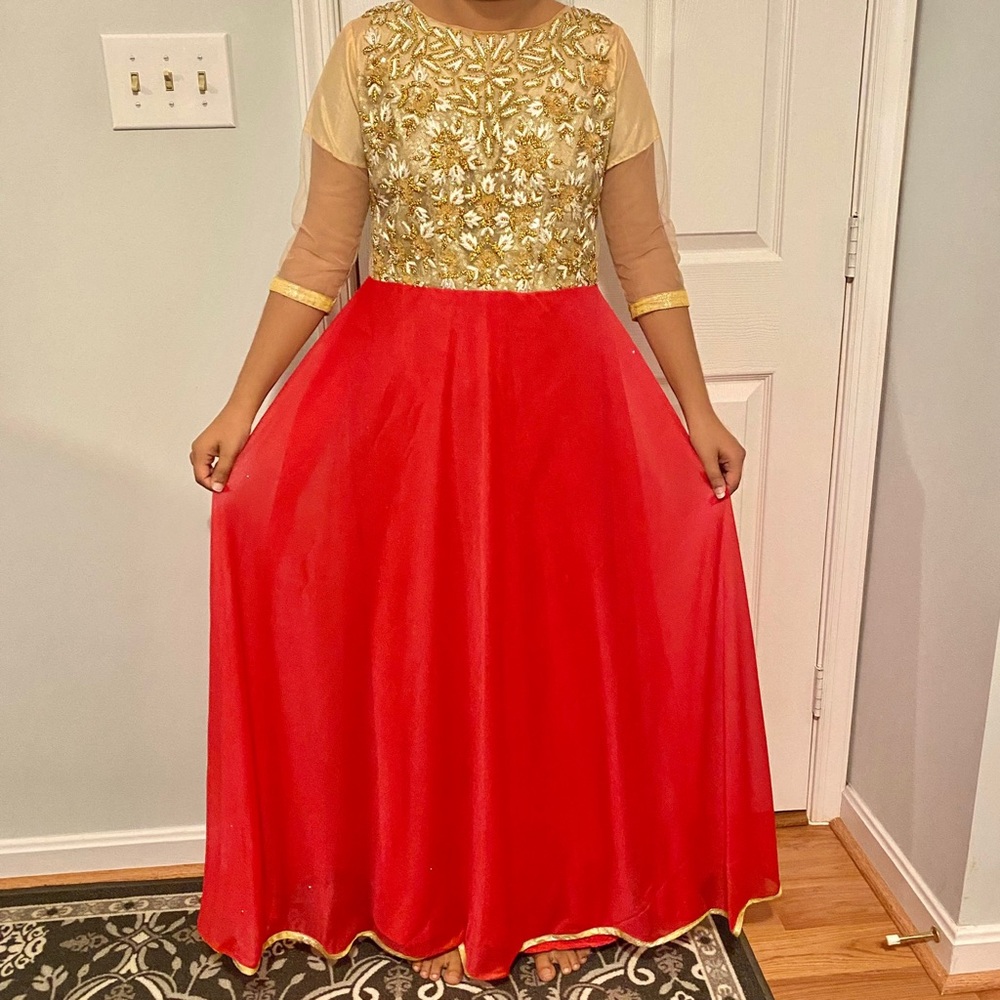 Indian Pakistani Pink and Gold Anarkali Salwar Kameez - Picture 8 of 9